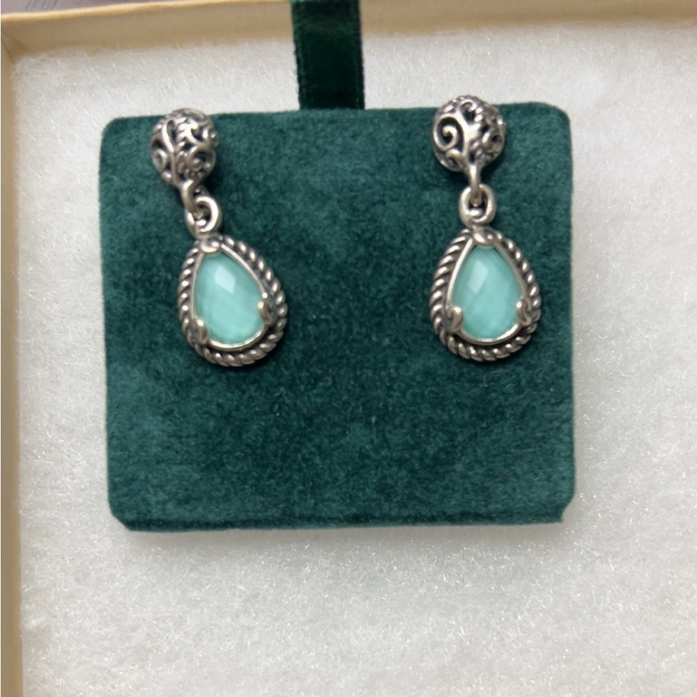 Elegant Silver and gemstone Earrings
